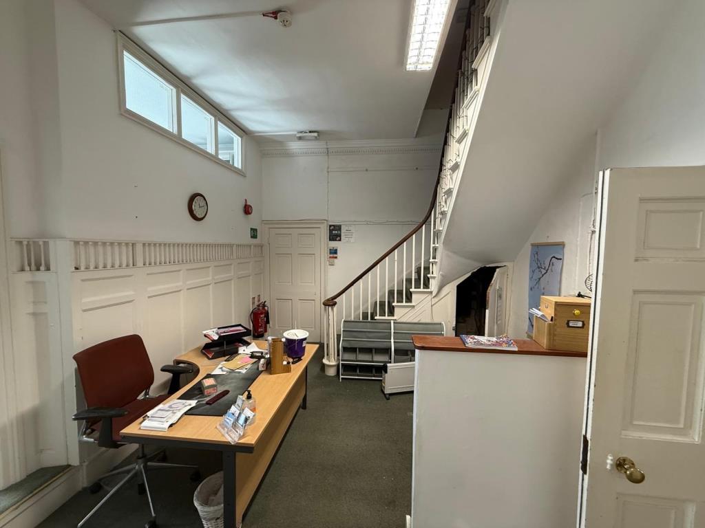 Lot: 67 - FREEHOLD THREE STOREY TOWN CENTRE OFFICE BUILDING - The Main Reception Area and Staircase